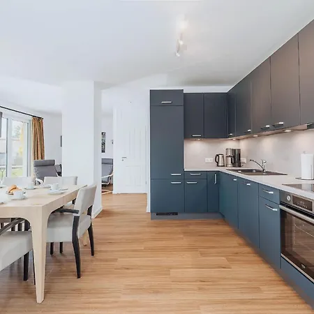 Zur Oie 27 브레세위츠